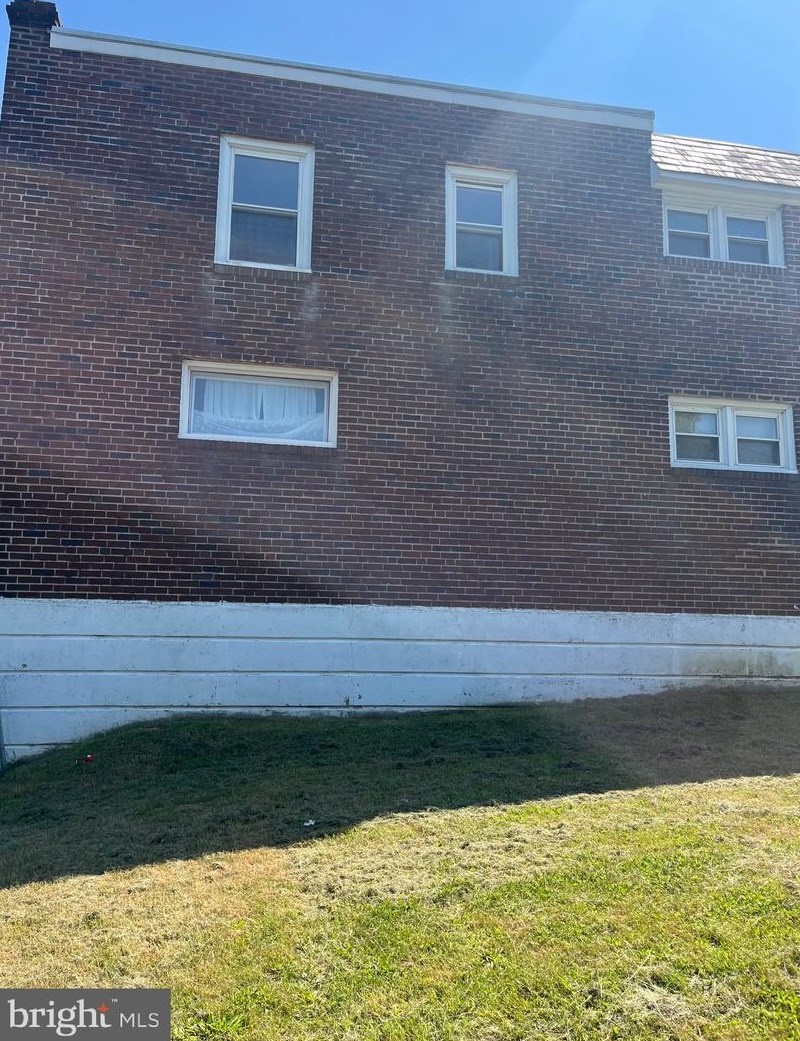 301 22nd St, Chester, PA 19013-4923