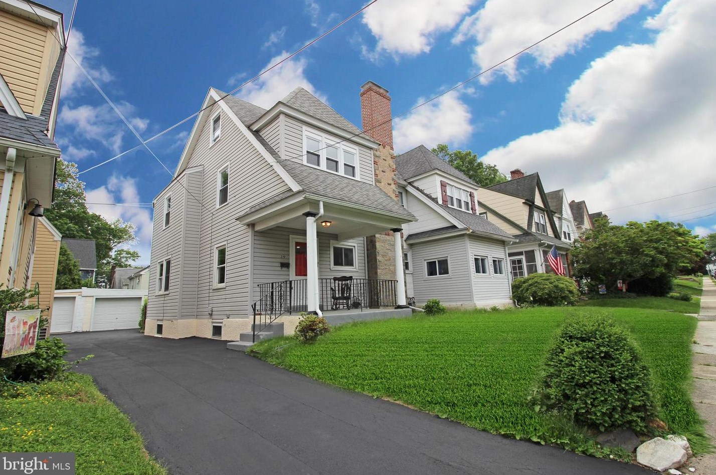 219 Sedgewood Rd, Coal Township, PA 19064