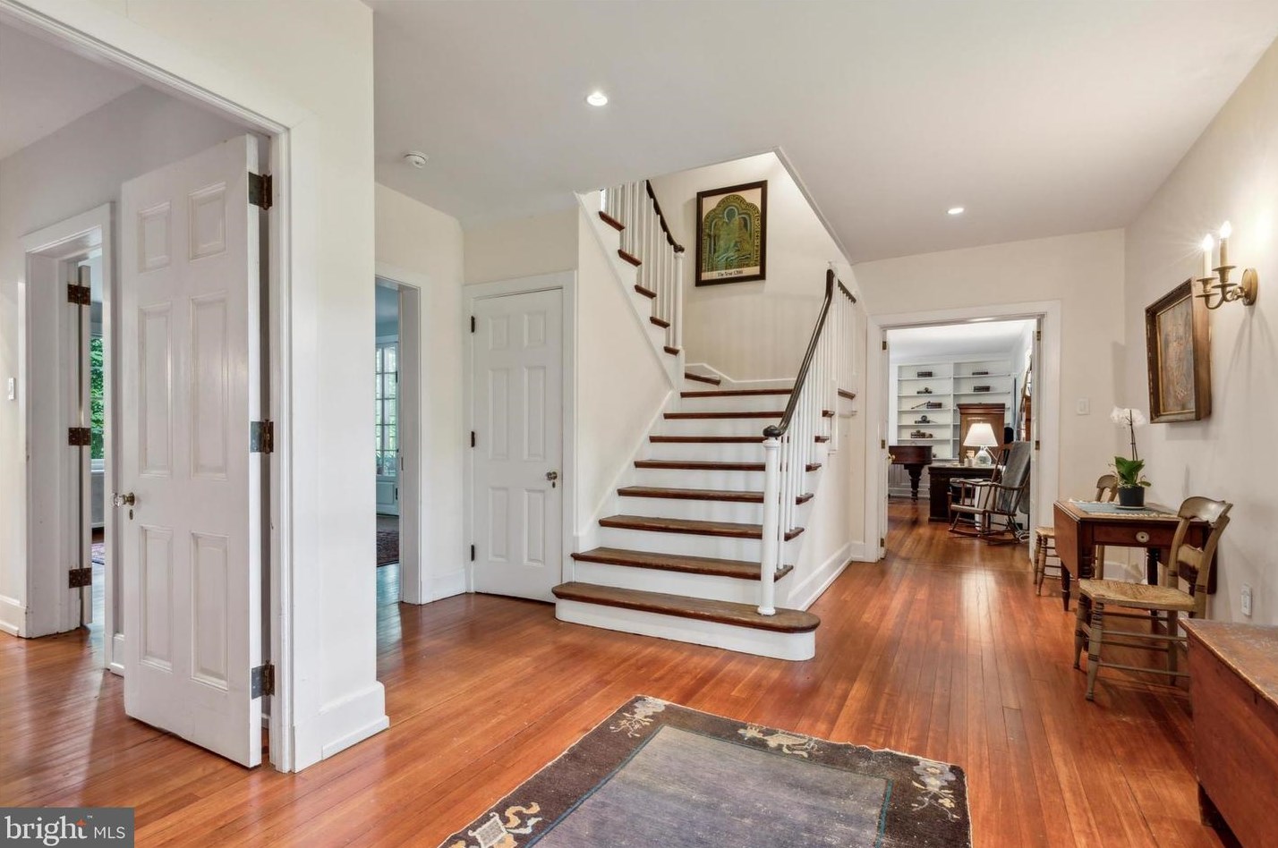 735 Millbrook Ln, Haverford, PA 19041