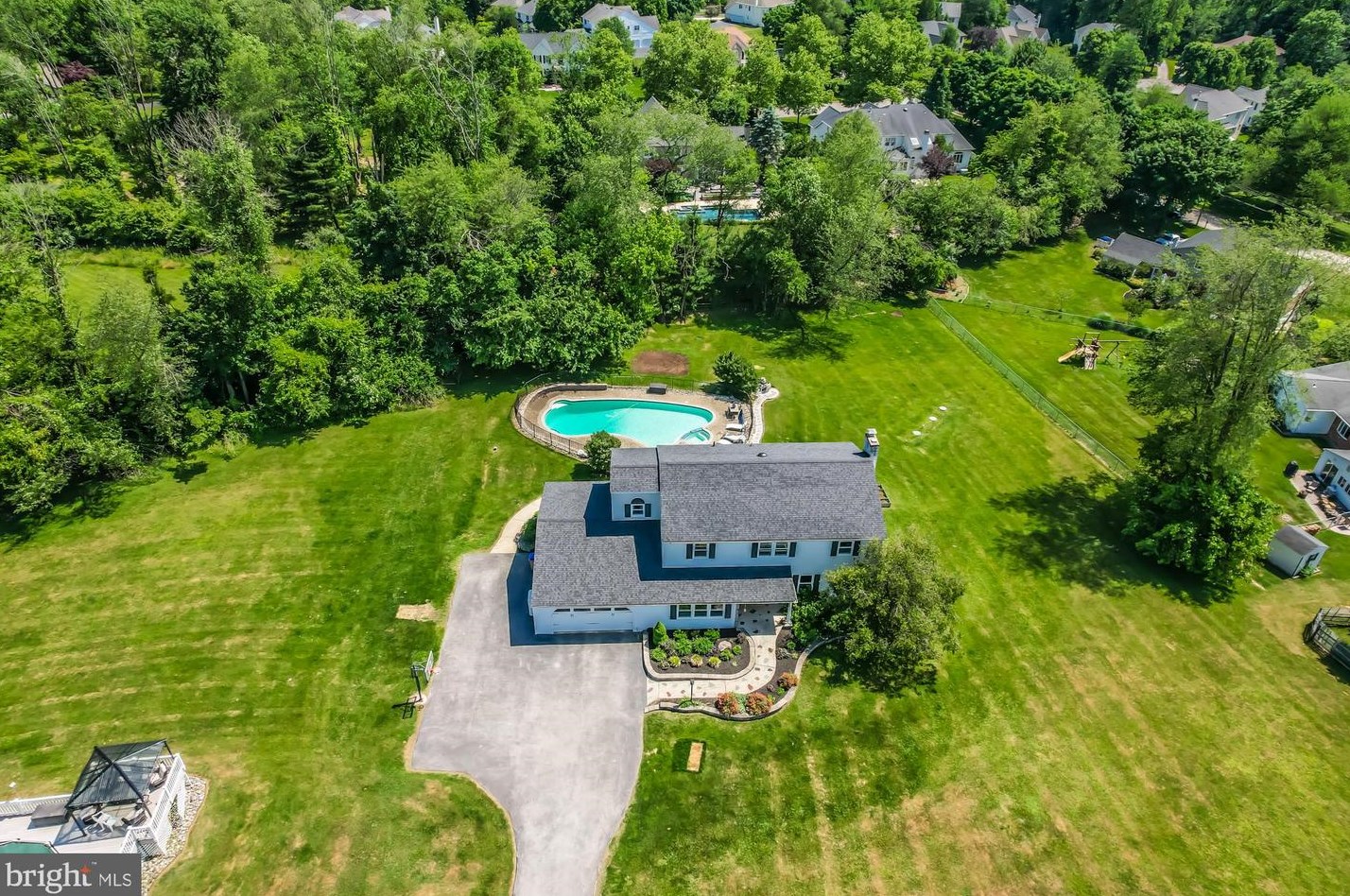 382 Bishop Hollow Rd, Newtown Square, PA 19073-3901