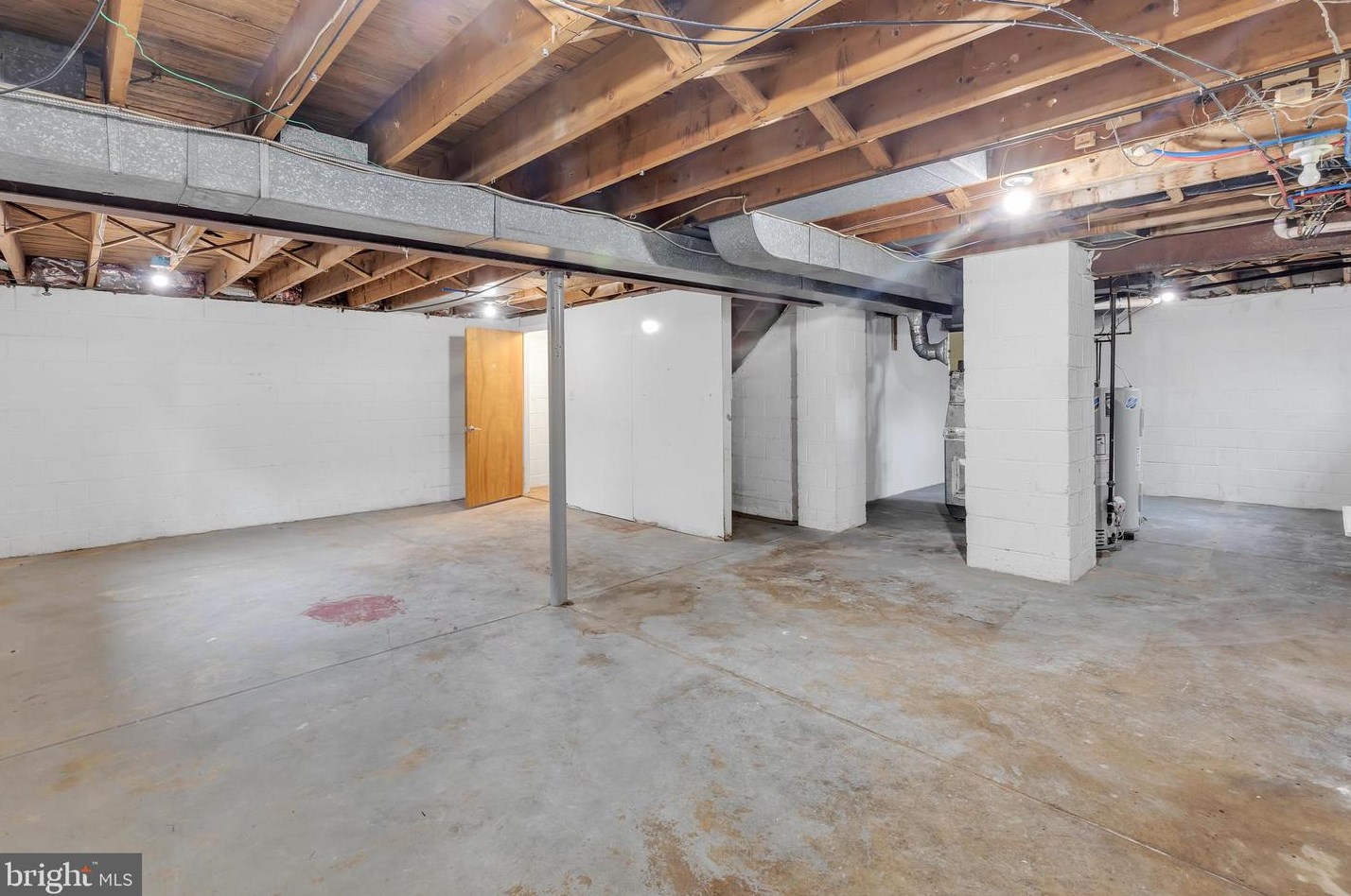 2 Fairhill Rd, Morton PA  19070-1009 exterior