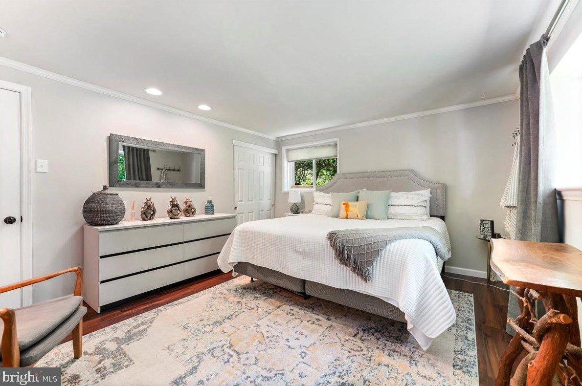 121 Paxon Holw Rd, Media PA 19063-1002 exterior