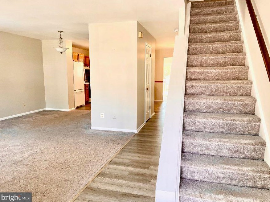 7 Eusden Dr, Chester, PA 19014