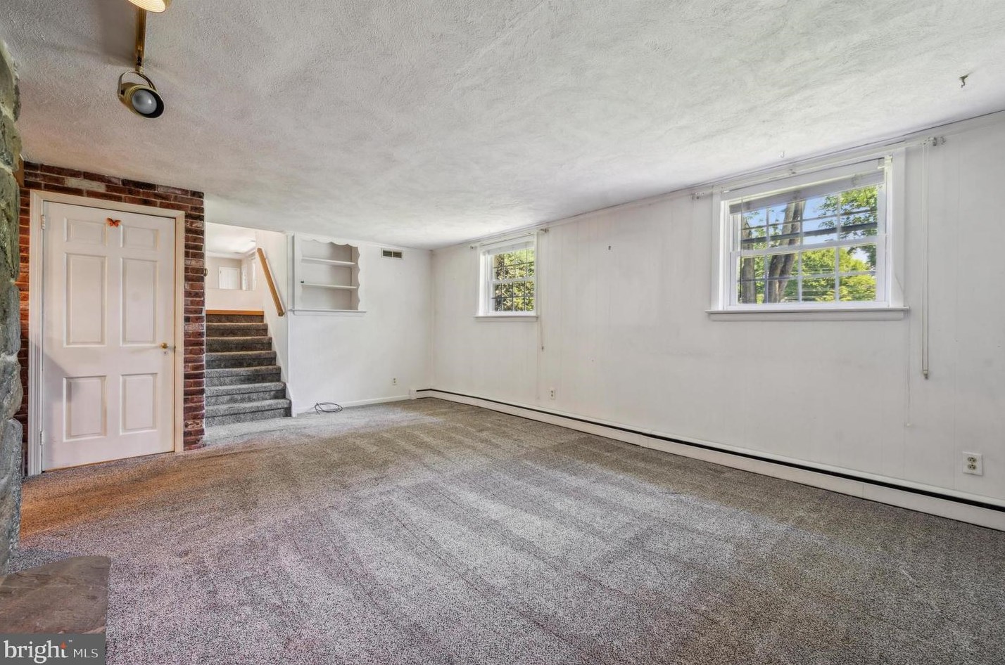 2 Gln Cir, Media PA 19063-4711 exterior