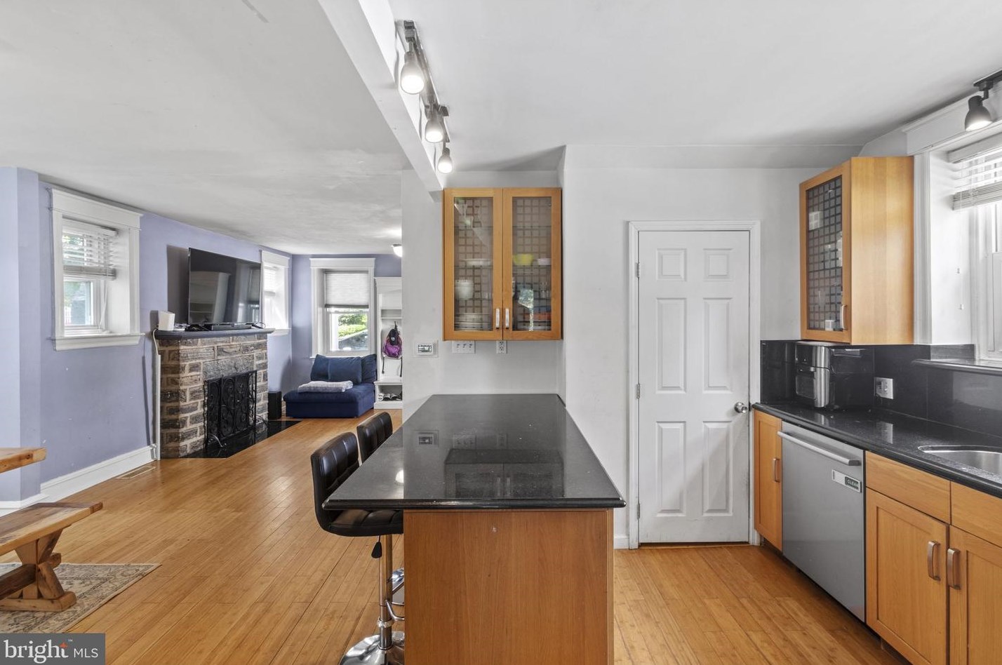 5 Foster Ave, Pittsburgh PA 15205-2352 exterior