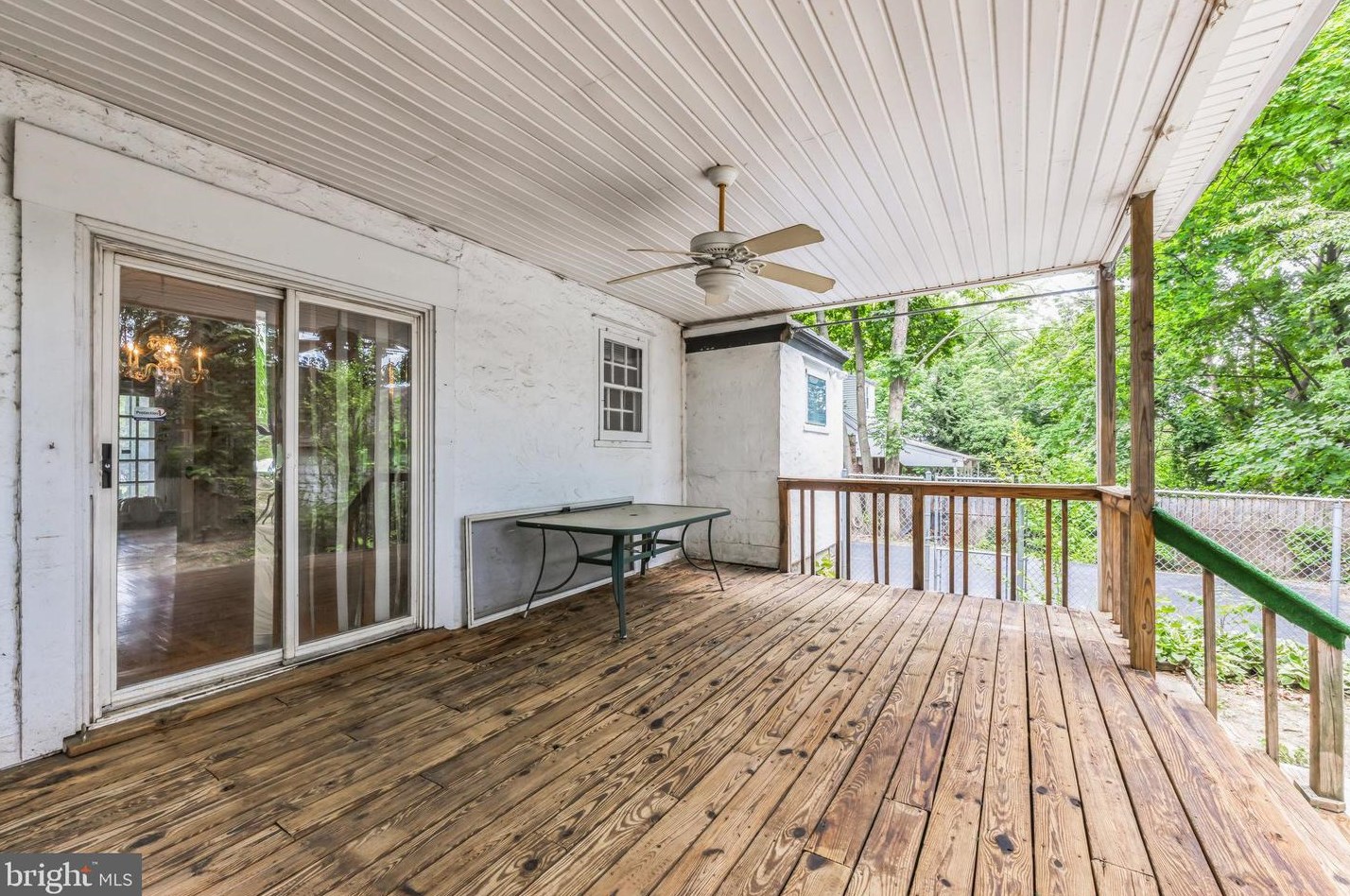 12 Golf Rd, Darby PA 19023-1314 exterior