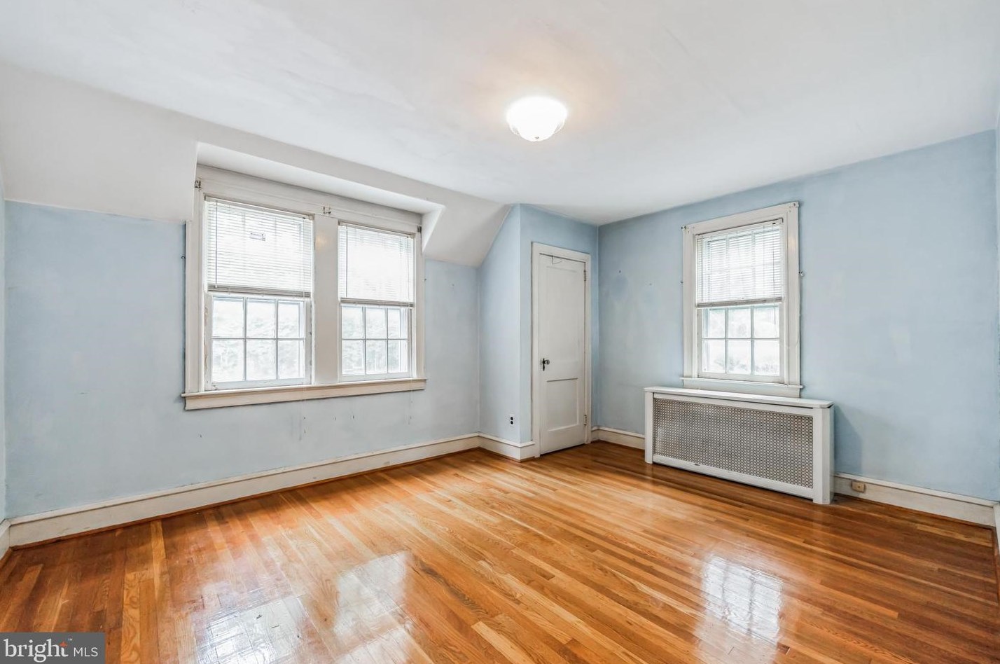 12 Golf Rd, Darby PA 19023-1314 exterior