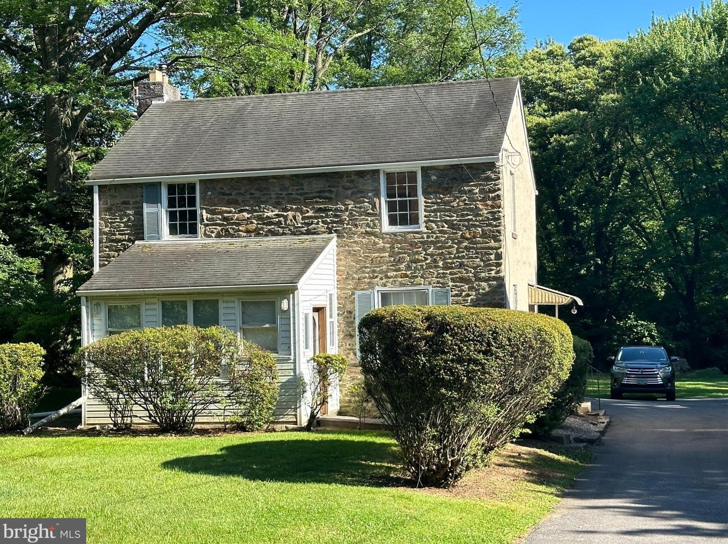 1214 Providence Rd, Coal Township, PA 19064