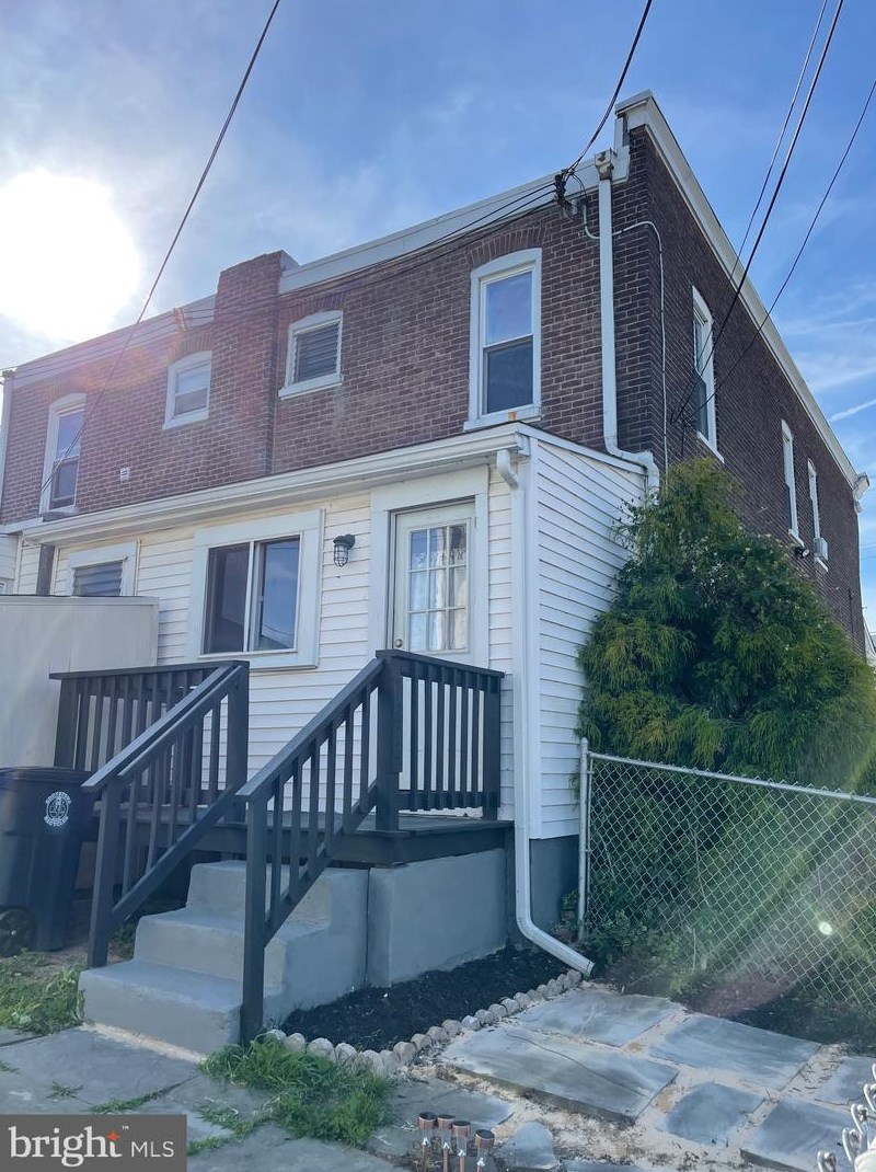 1225 9 St, Chester PA 19013-1712 exterior