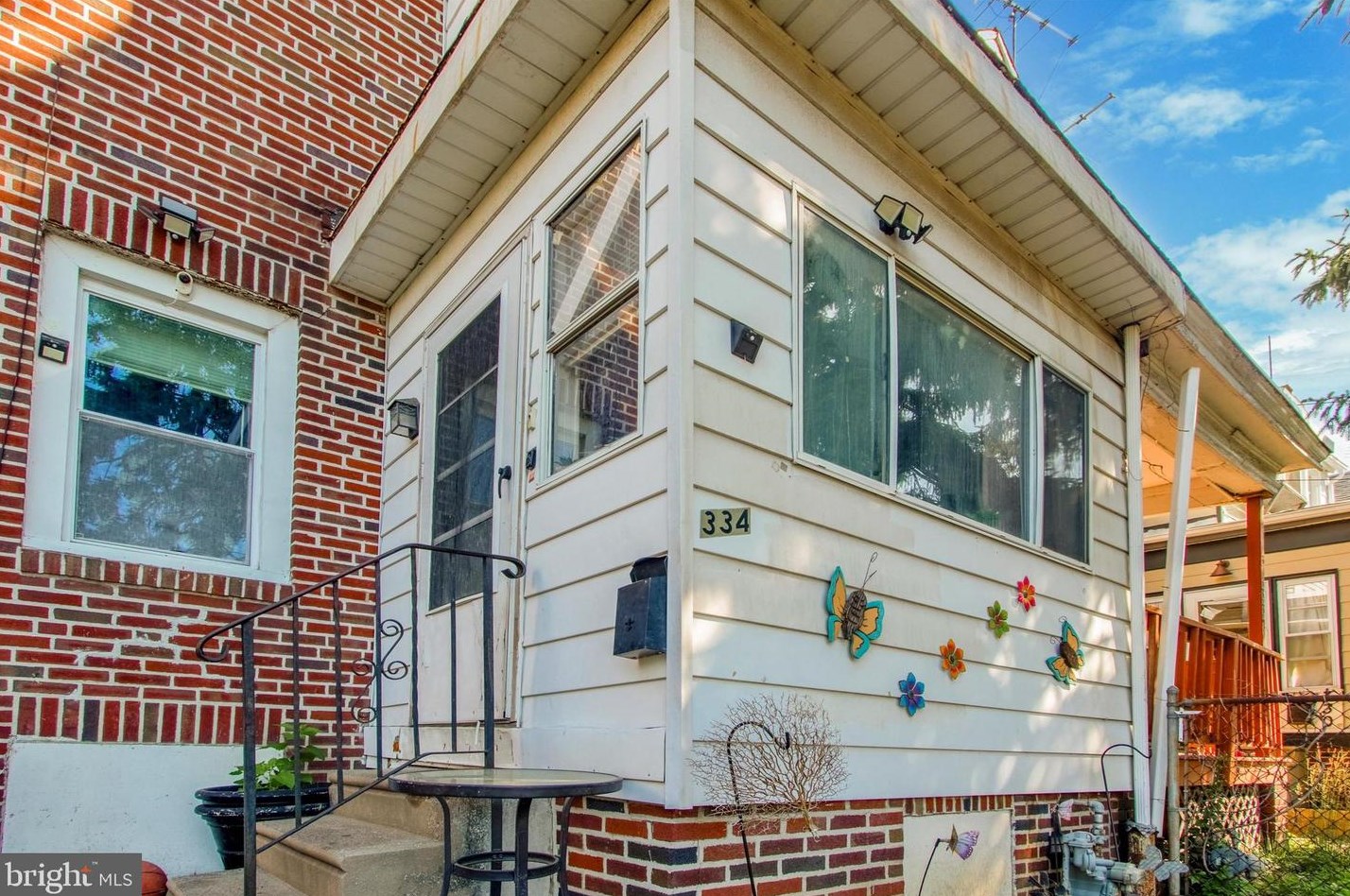 334 15th St, Chester, PA 19013-5316