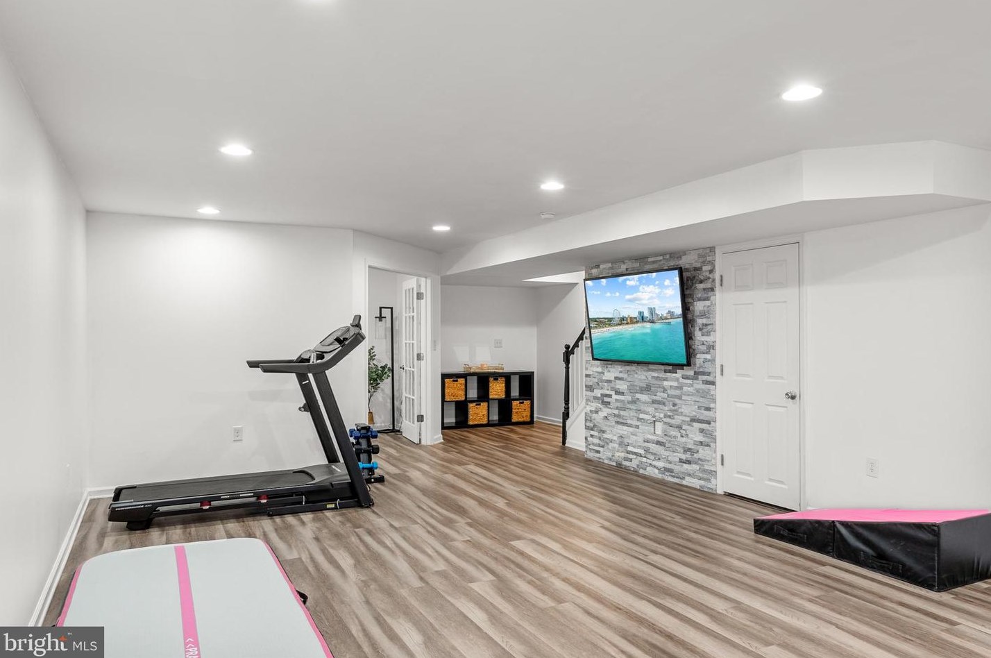 54 Steeplechase Cir, Chester PA 19014-1463 exterior