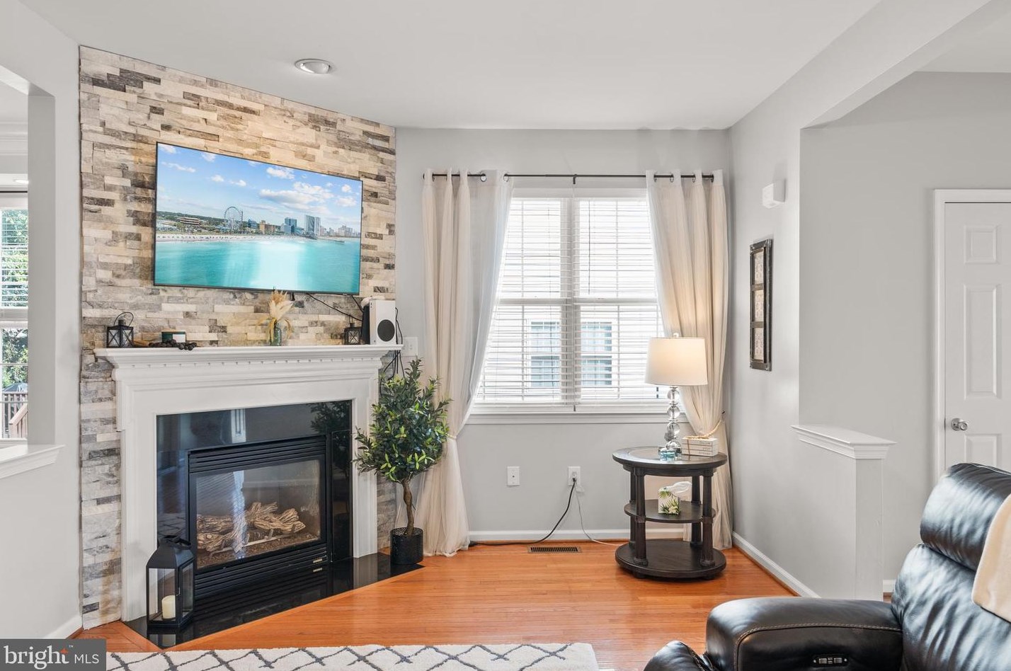 54 Steeplechase Cir, Chester PA 19014-1463 exterior