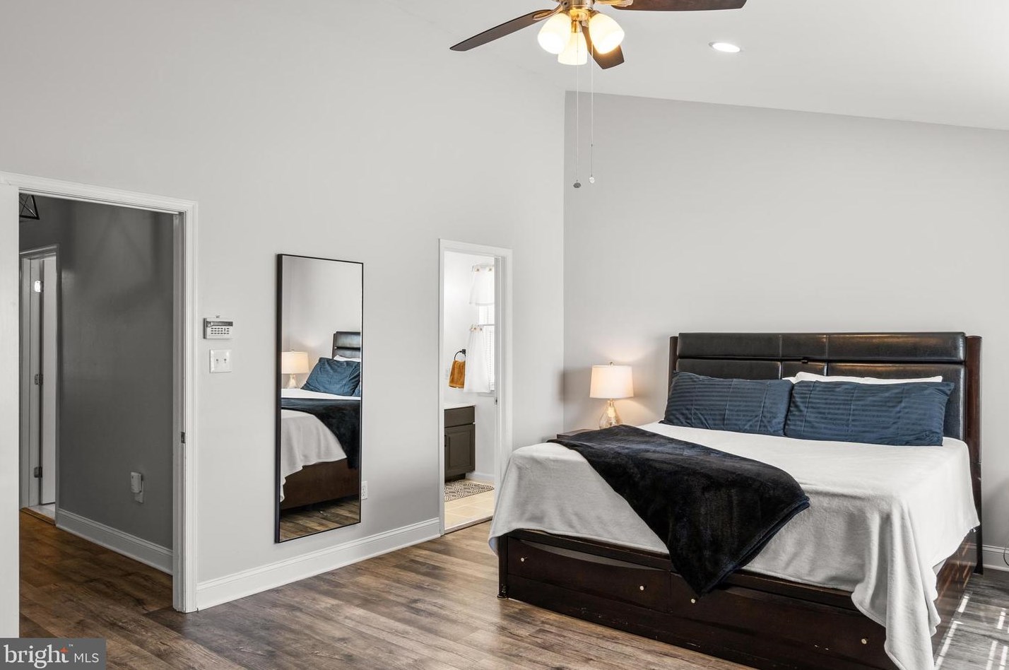 54 Steeplechase Cir, Chester PA 19014-1463 exterior