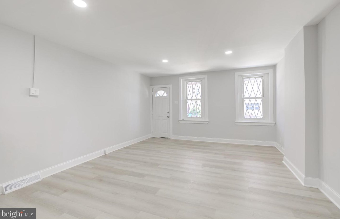 214 Ward St, Chester PA 19013-2321 exterior