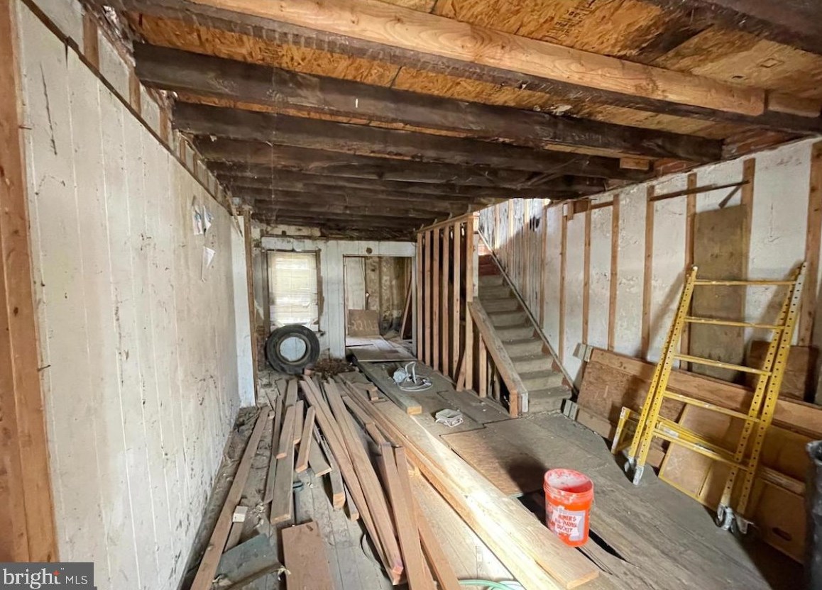 2024 2nd St, Chester, PA 19013-2837