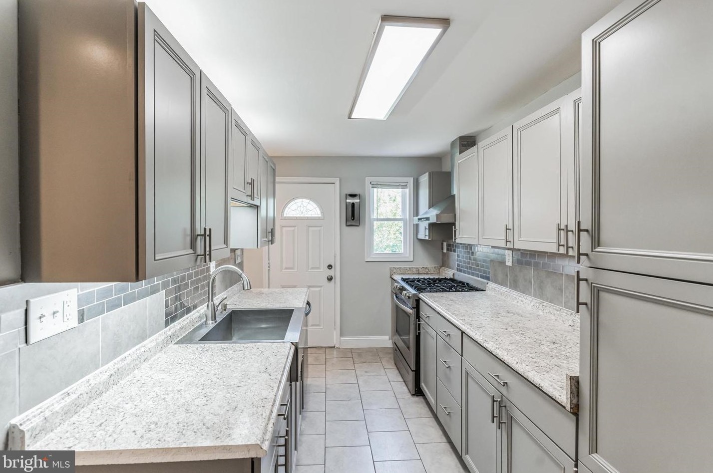 2921 7 St, Chester PA 19013-6016 exterior