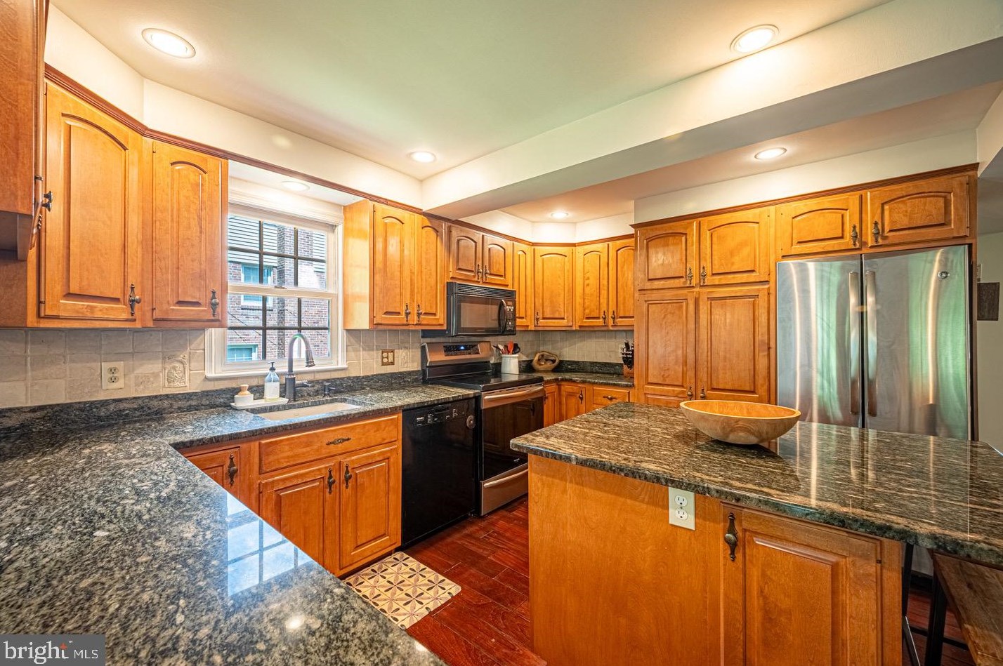 727 Hemlock Rd, Media PA 19063-1709 exterior