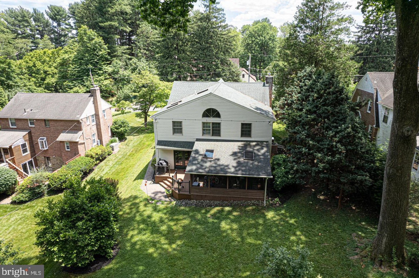 727 Hemlock Rd, Media PA 19063-1709 exterior