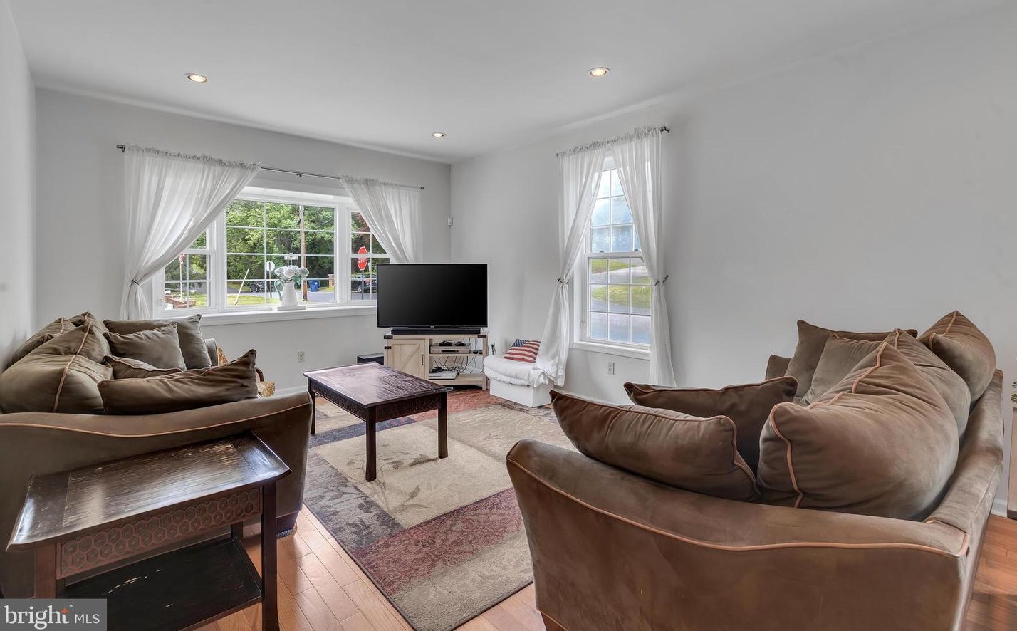 316 Blakeley Rd, Media PA 19086-7229 exterior