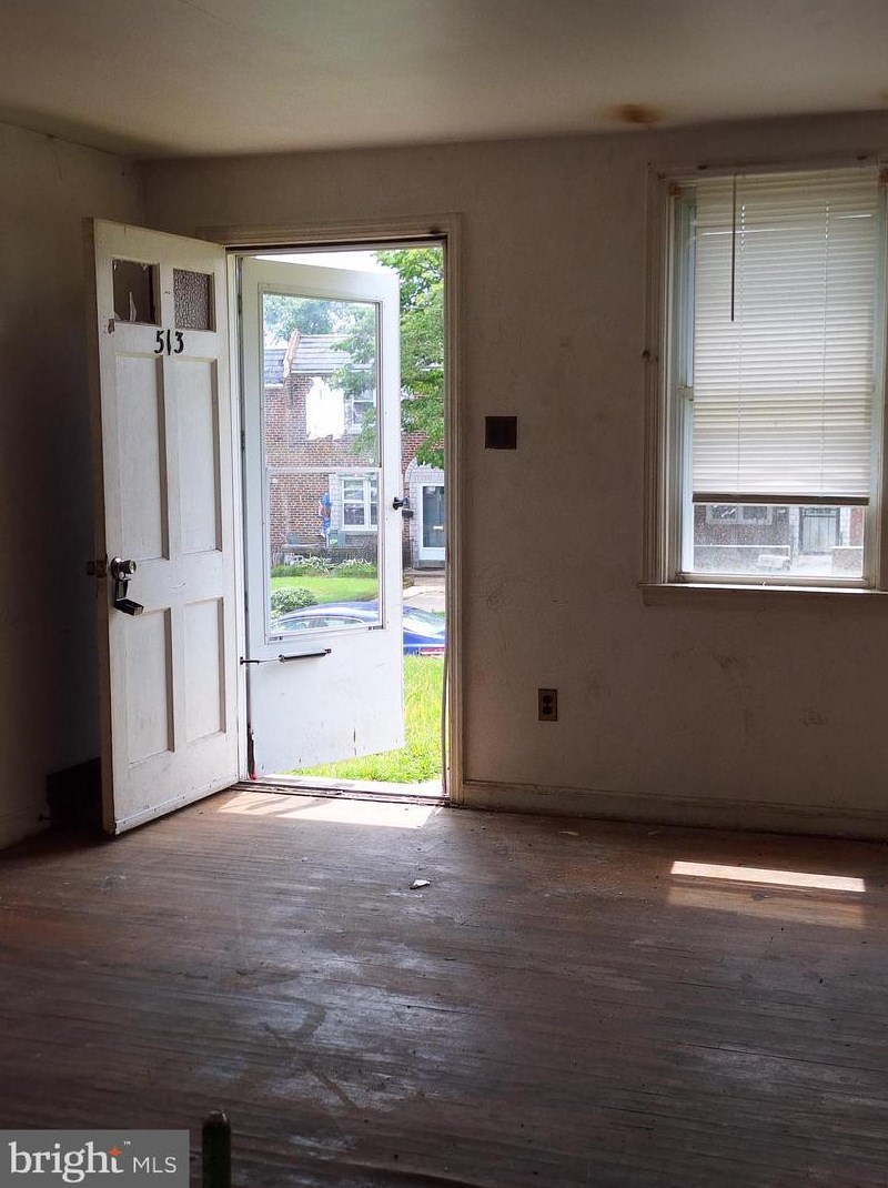 513 3rd St, Darby, PA 19023-3114