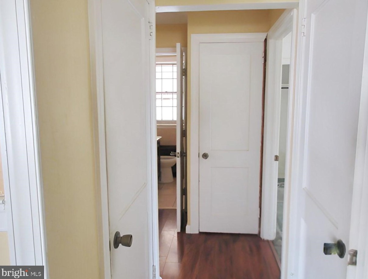 213 Elkinton Ave, Chester PA 19013-5027 exterior