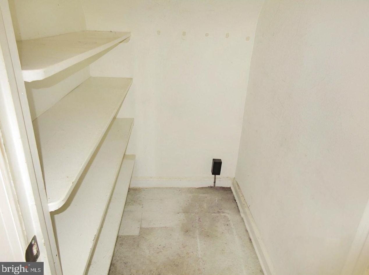 213 Elkinton Ave, Chester PA 19013-5027 exterior