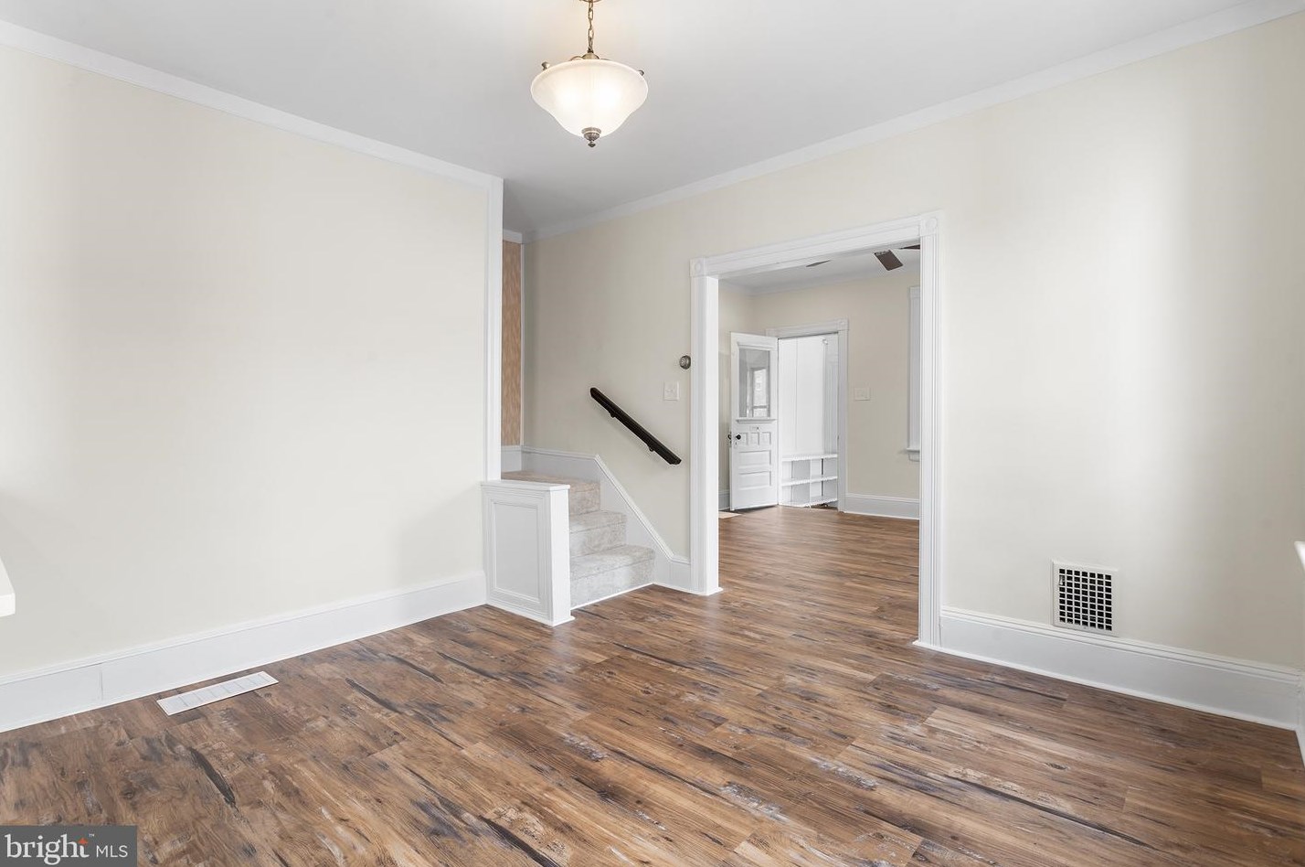 812 St, Darby PA 19023-3925 exterior