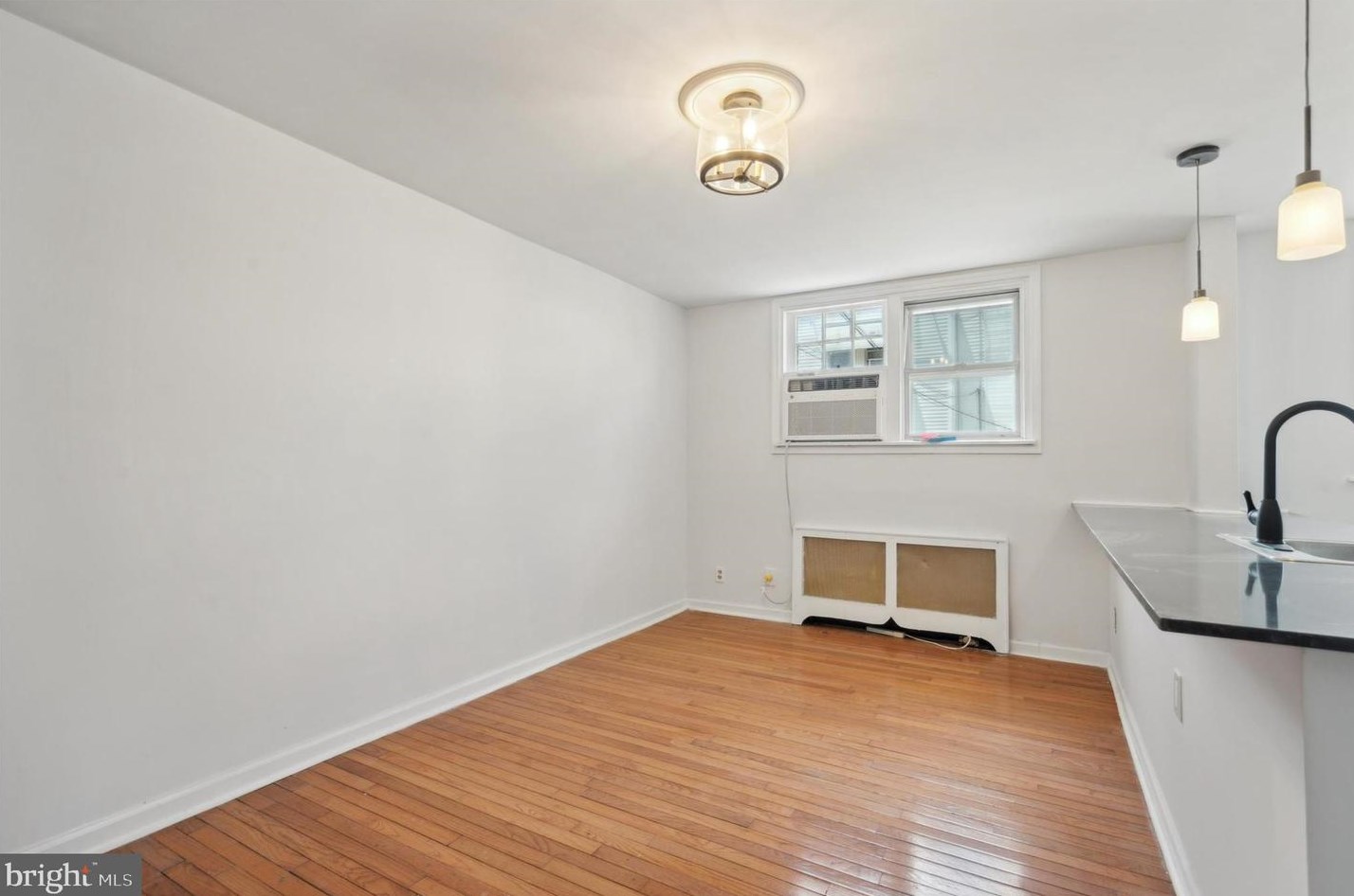 146 Richfield Rd, Upper Darby PA  19082-4109 exterior