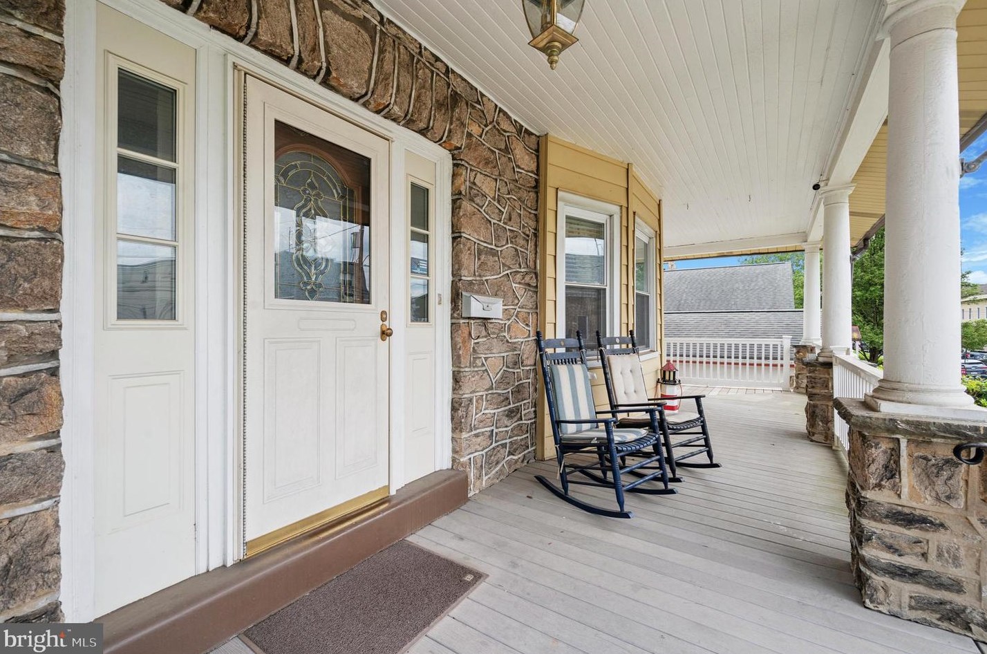 728 11th Ave, Prospect Park, PA 19076