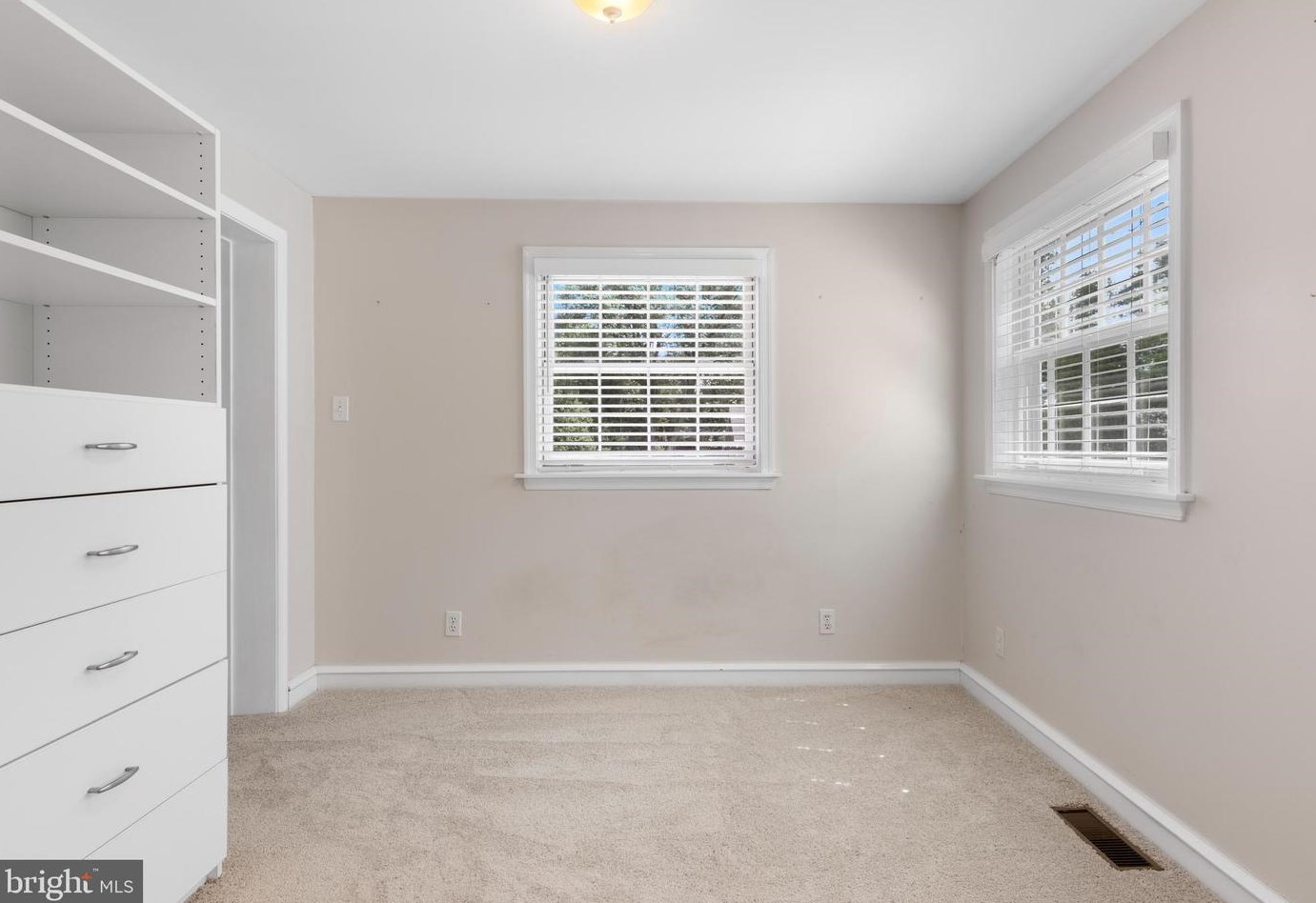 405 Palmers Ln, Media PA 19086-6528 exterior