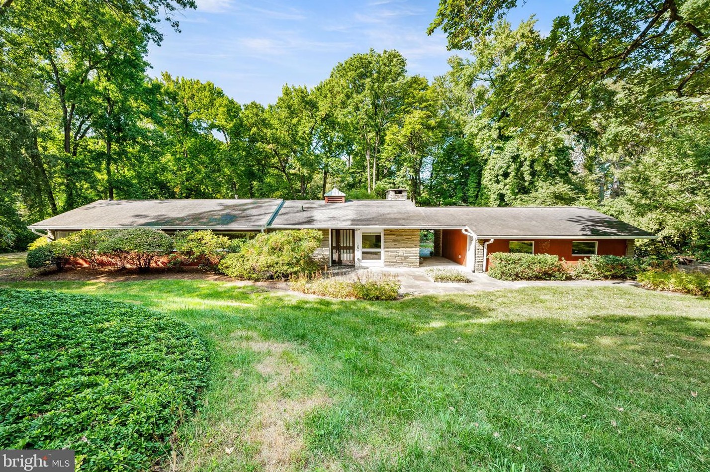 337 Plush Mill Rd, Media, PA 19086-6022