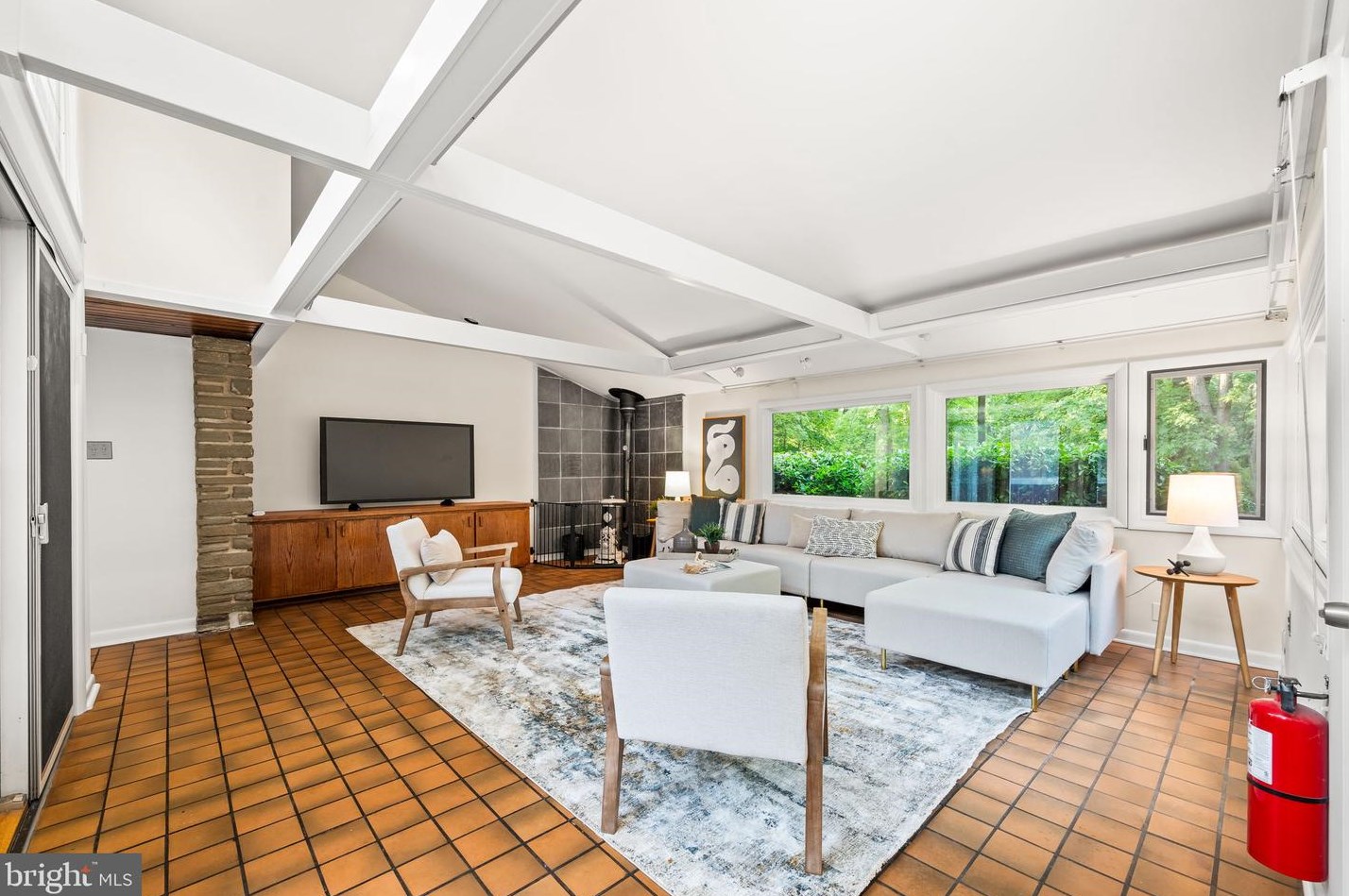 337 Plush Mill Rd, Media PA 19086-6017 exterior