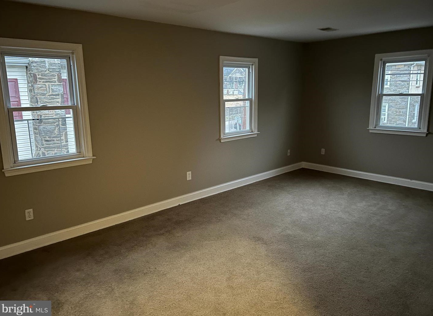 199 Balignac Ave, Woodlyn, PA 19094-1803