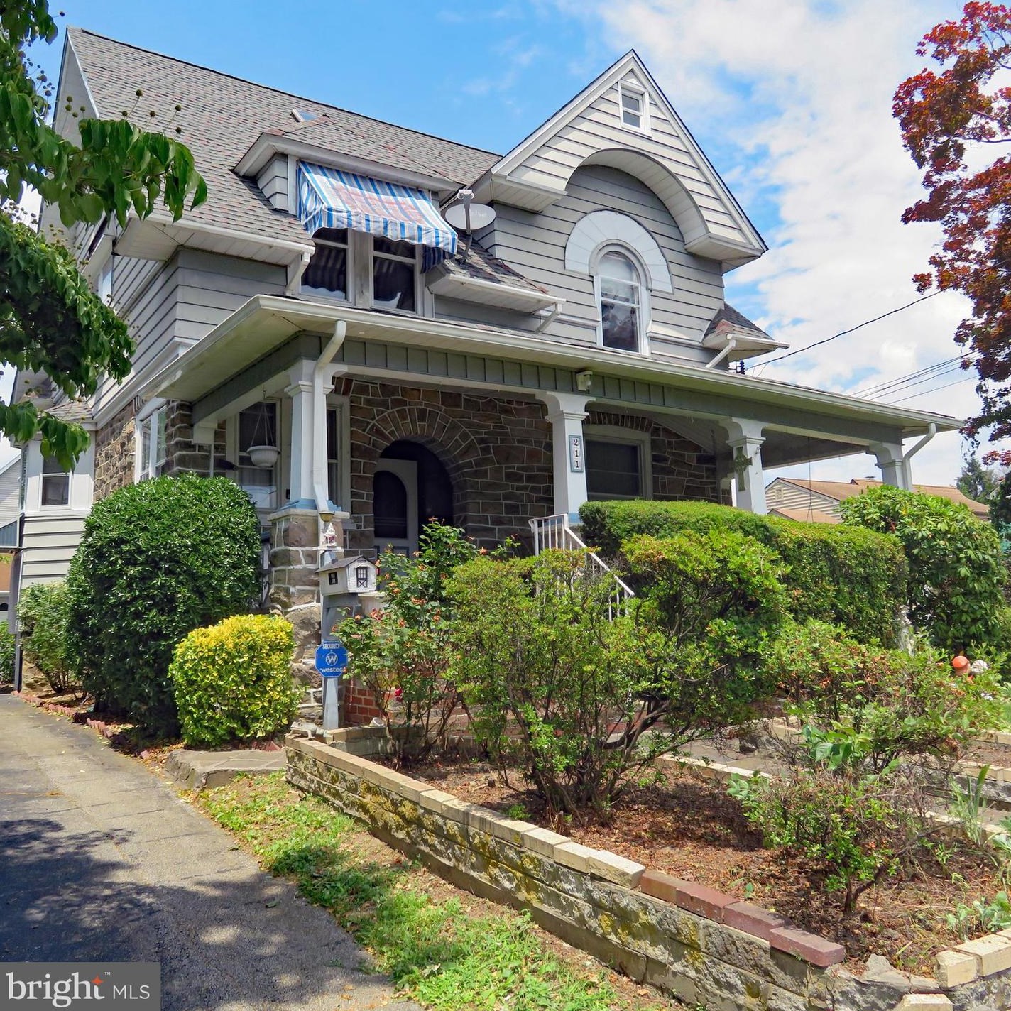 211 Park St, Ridley Park, PA 19078