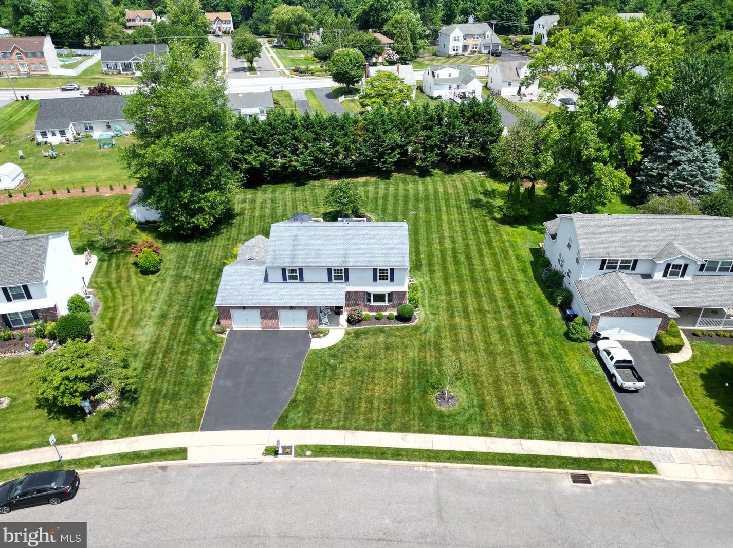 4012 Washington Dr, Boothwyn, PA 19061