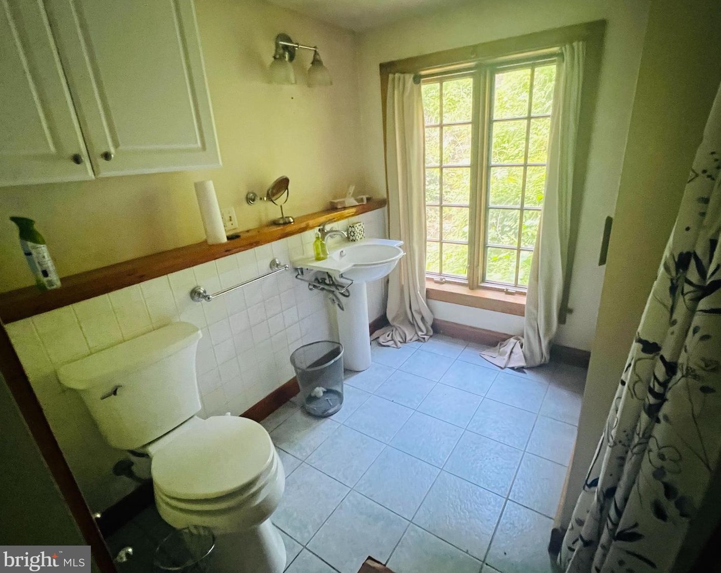 430 Knowlton Rd, Media PA 19063-4844 exterior