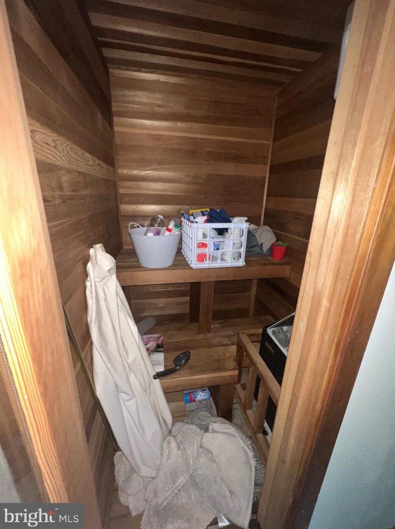 430 Knowlton Rd, Media PA 19063-4844 exterior