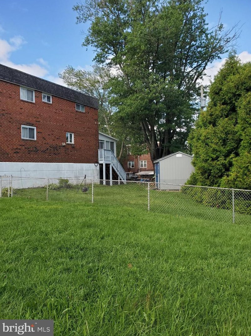 1216 Rainer Rd, Chester, PA 19015