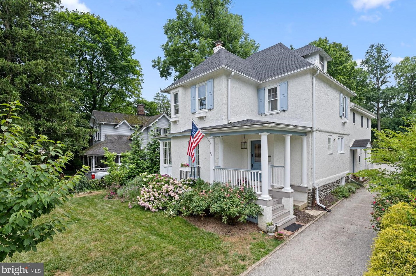 404 N Wayne Ave, Wayne, PA 19087