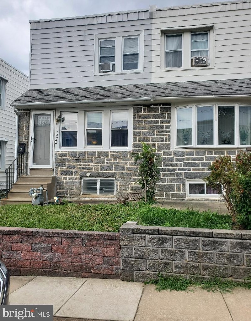127 N Madison Ave, Upper Darby, PA 19082