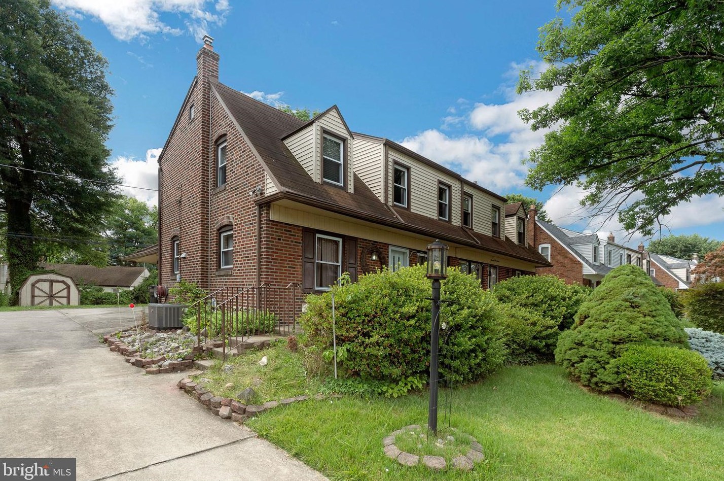 719 Darby Rd, Ridley Park, PA 19078