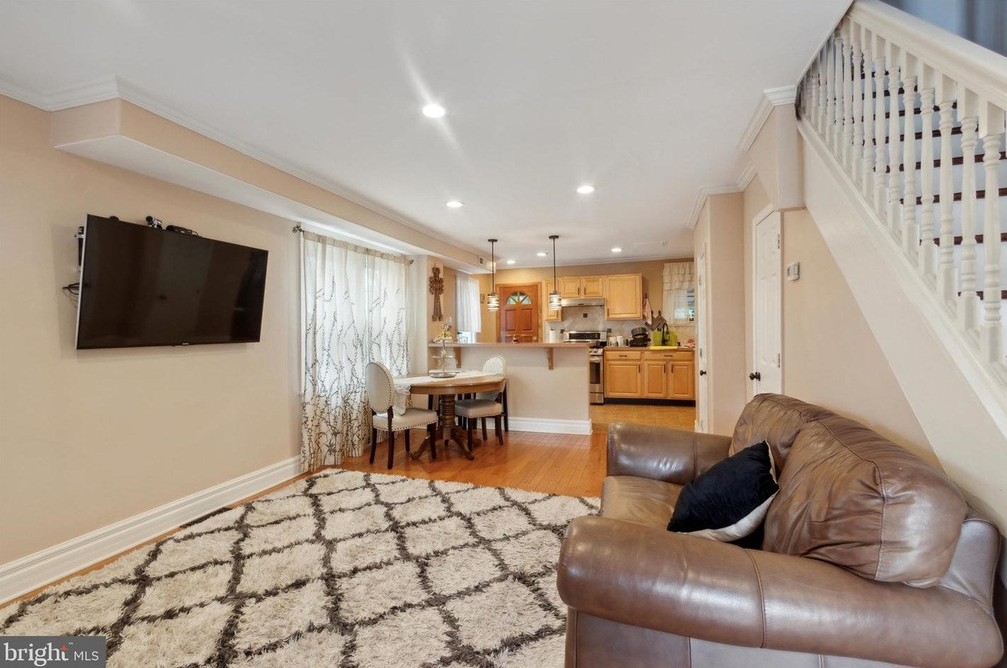 211 Bartram Ave, Tinicum Township, PA 19029