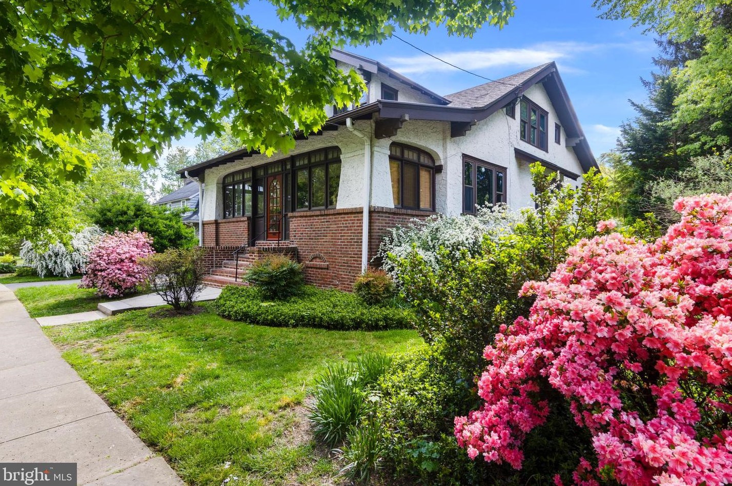 308 Harvard Ave, Swarthmore, PA 19081-1632