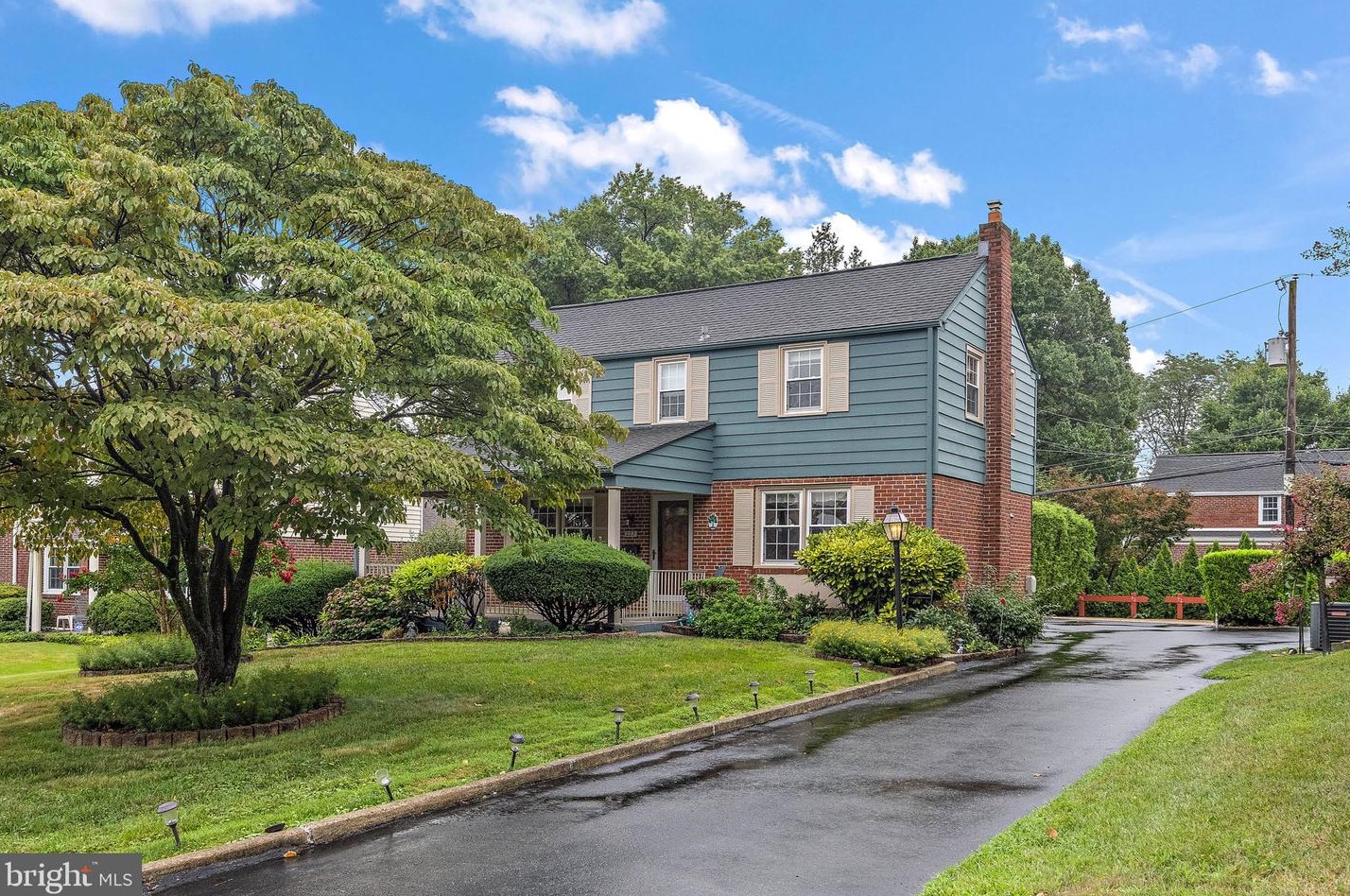 227 Pine Ridge Rd, Pittsburgh, PA 19083