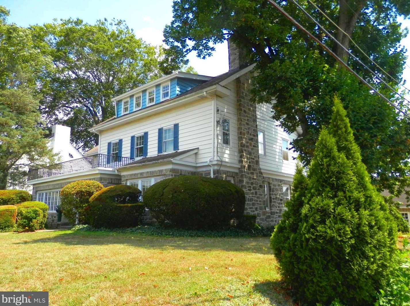 2442 Garrett Rd, Upper Darby, PA 19026
