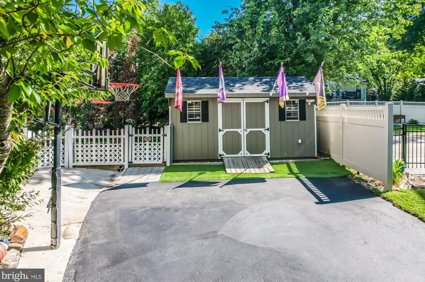 516 Arbordale Rd, Wayne, PA 19087