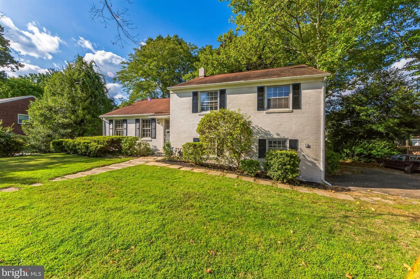205 Ridgewood Rd, Coal Township, PA 19063