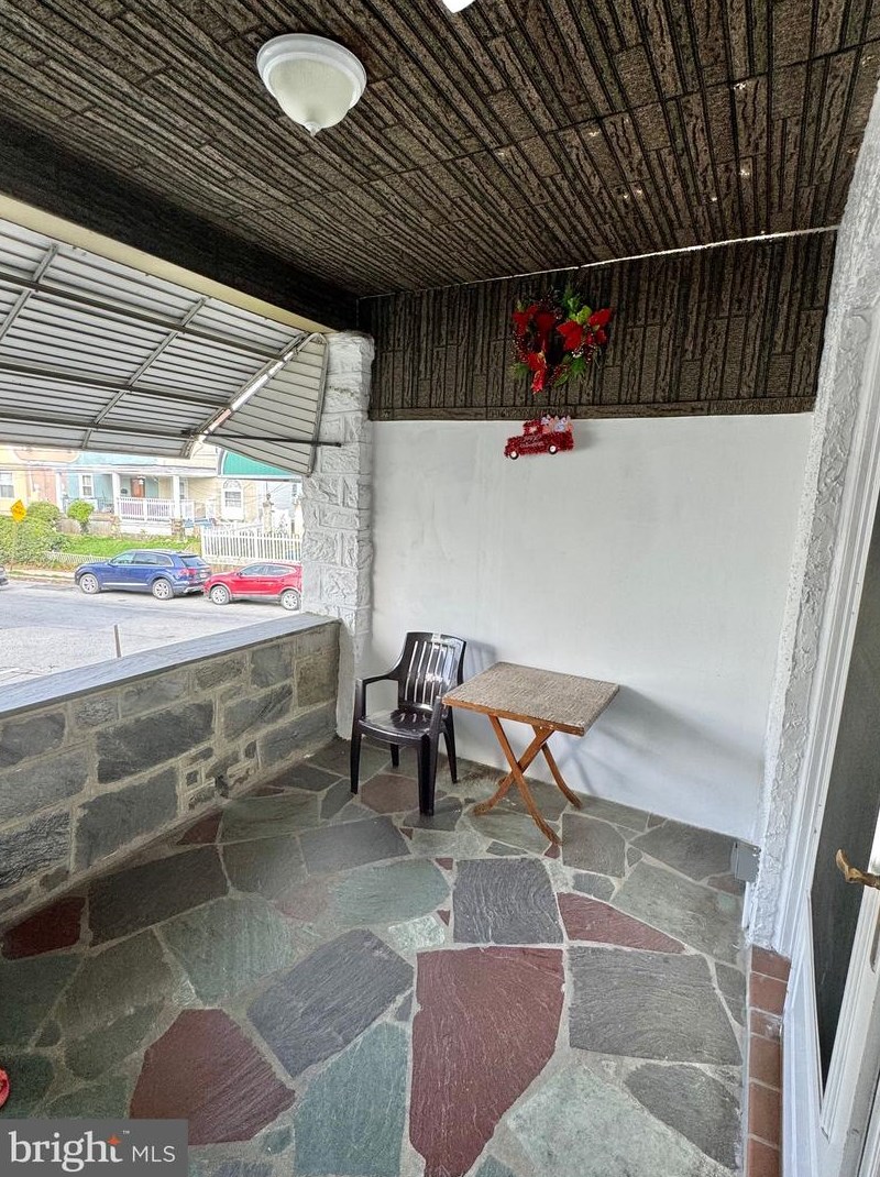 202 Huntley Rd, Upper Darby, PA 19082