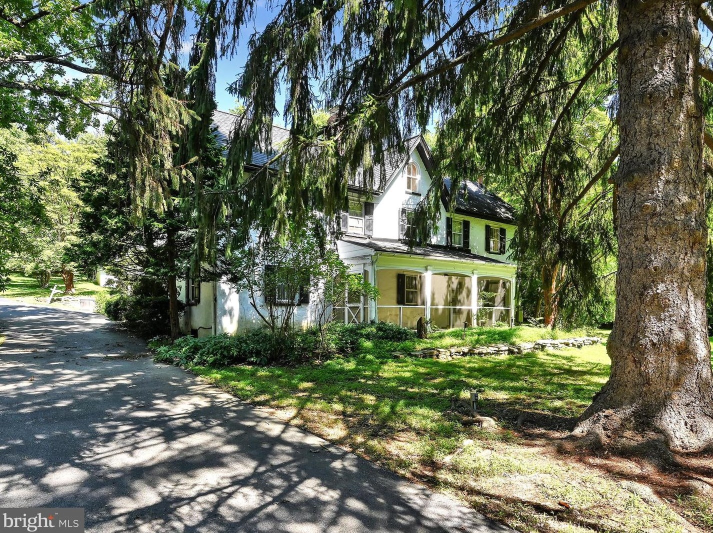 3901 Gradyville Rd, Newtown Square, PA 19073