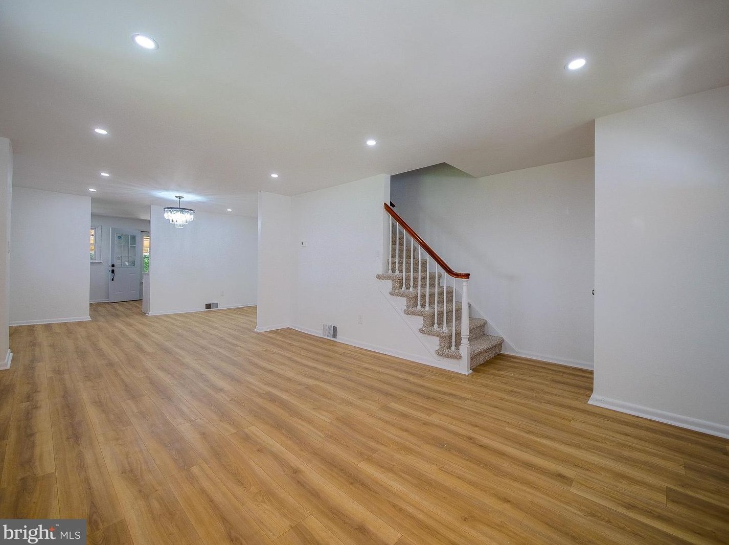 605 Primos Ave, Folcroft, PA 19032